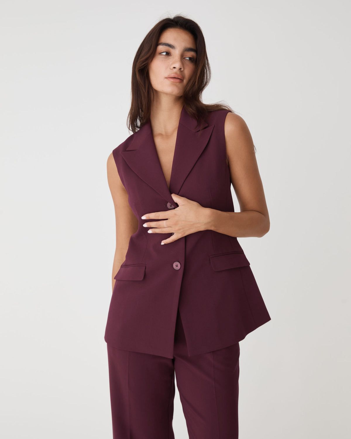 Nikki Long Collared Vest in bordeaux — close-up view 2