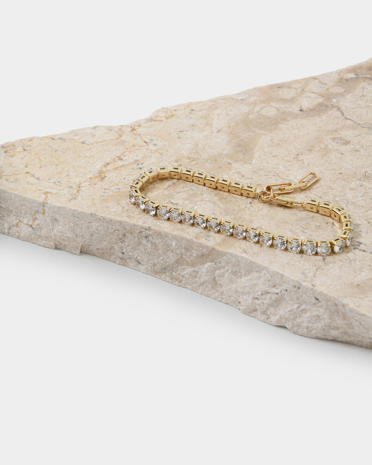 Abby 16k Gold Plated Bracelet