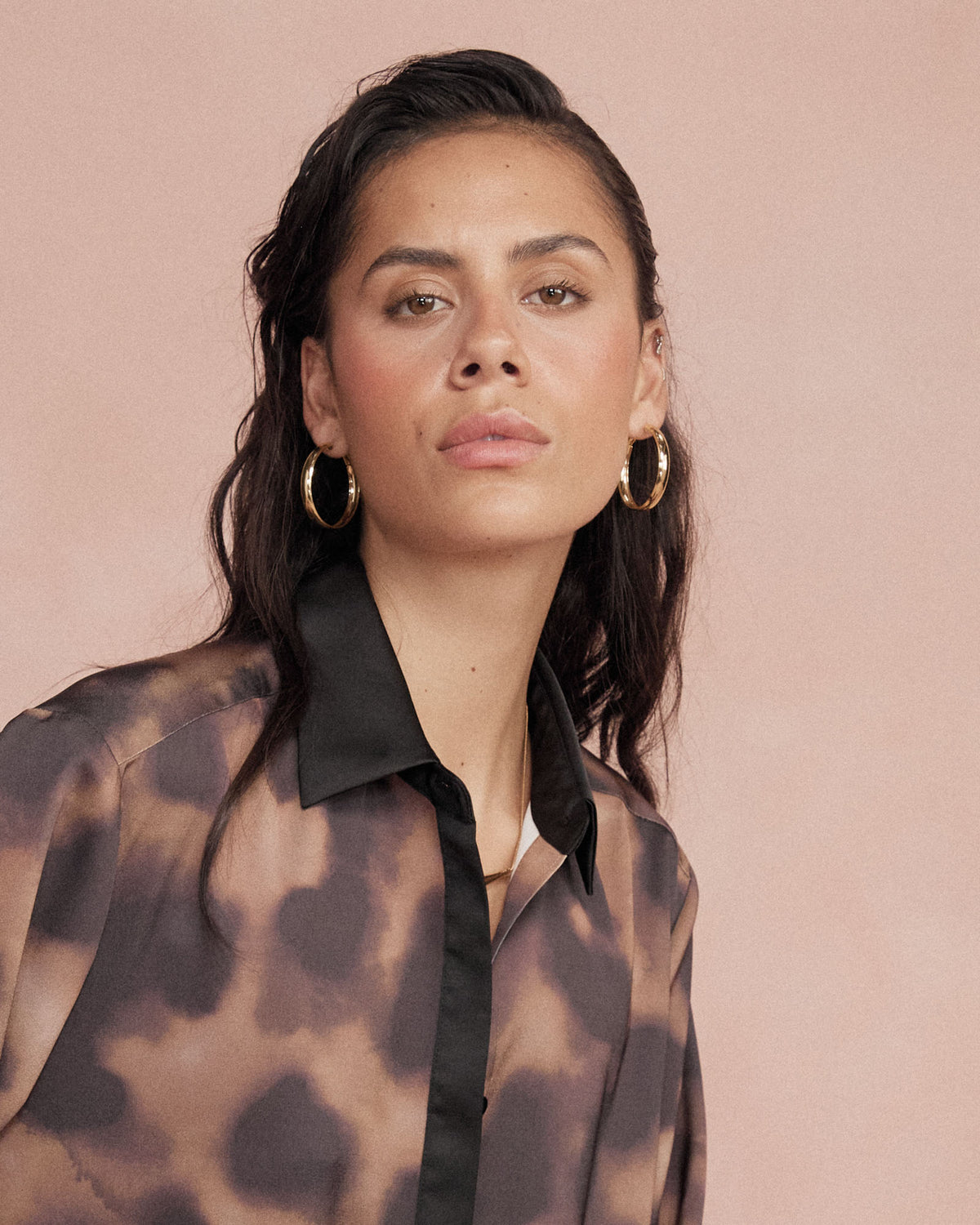 Aurelia Hoop Earrings in gold — view 1
