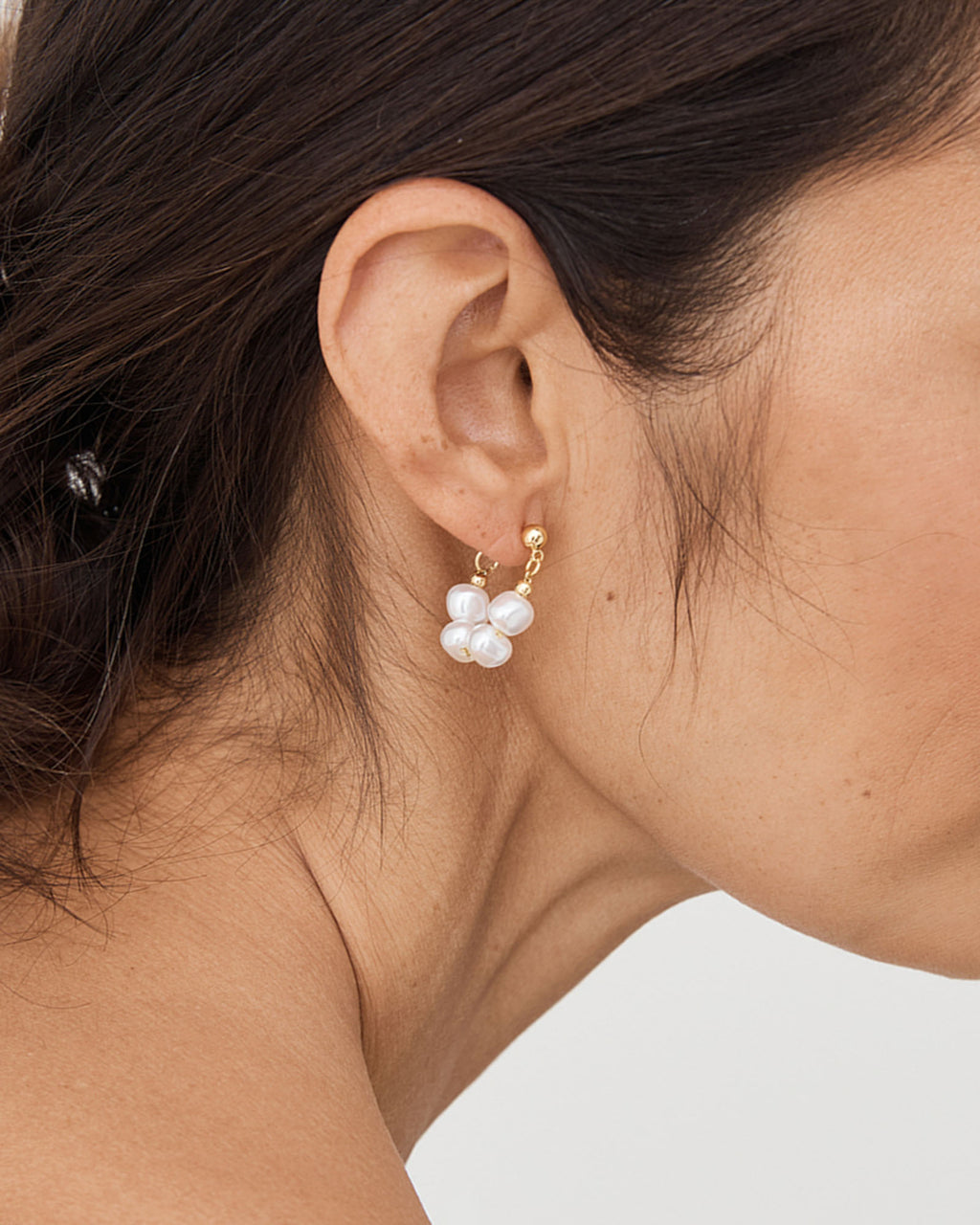 Amelie Pearl Earrings in gold pearl — fabric detail 3
