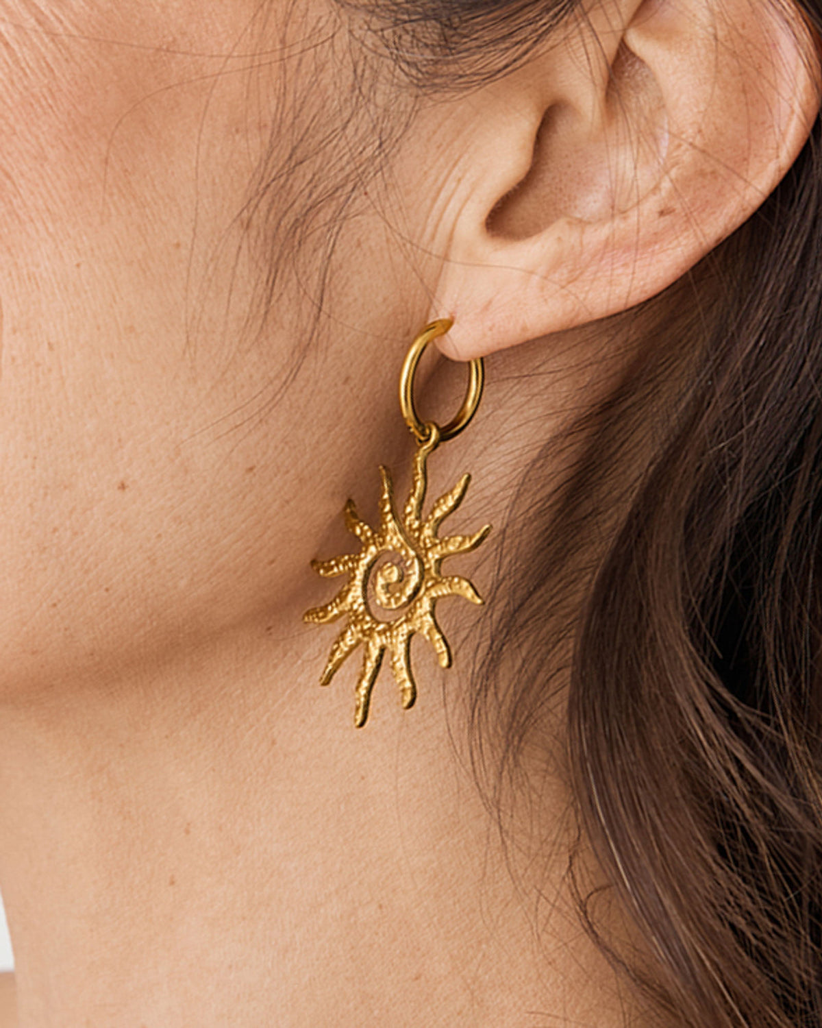 Soleil Hoop Earrings in gold — view 3
