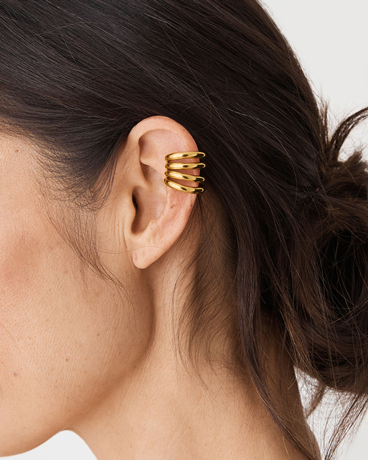 Lia Ear Cuff in gold — fabric detail 3