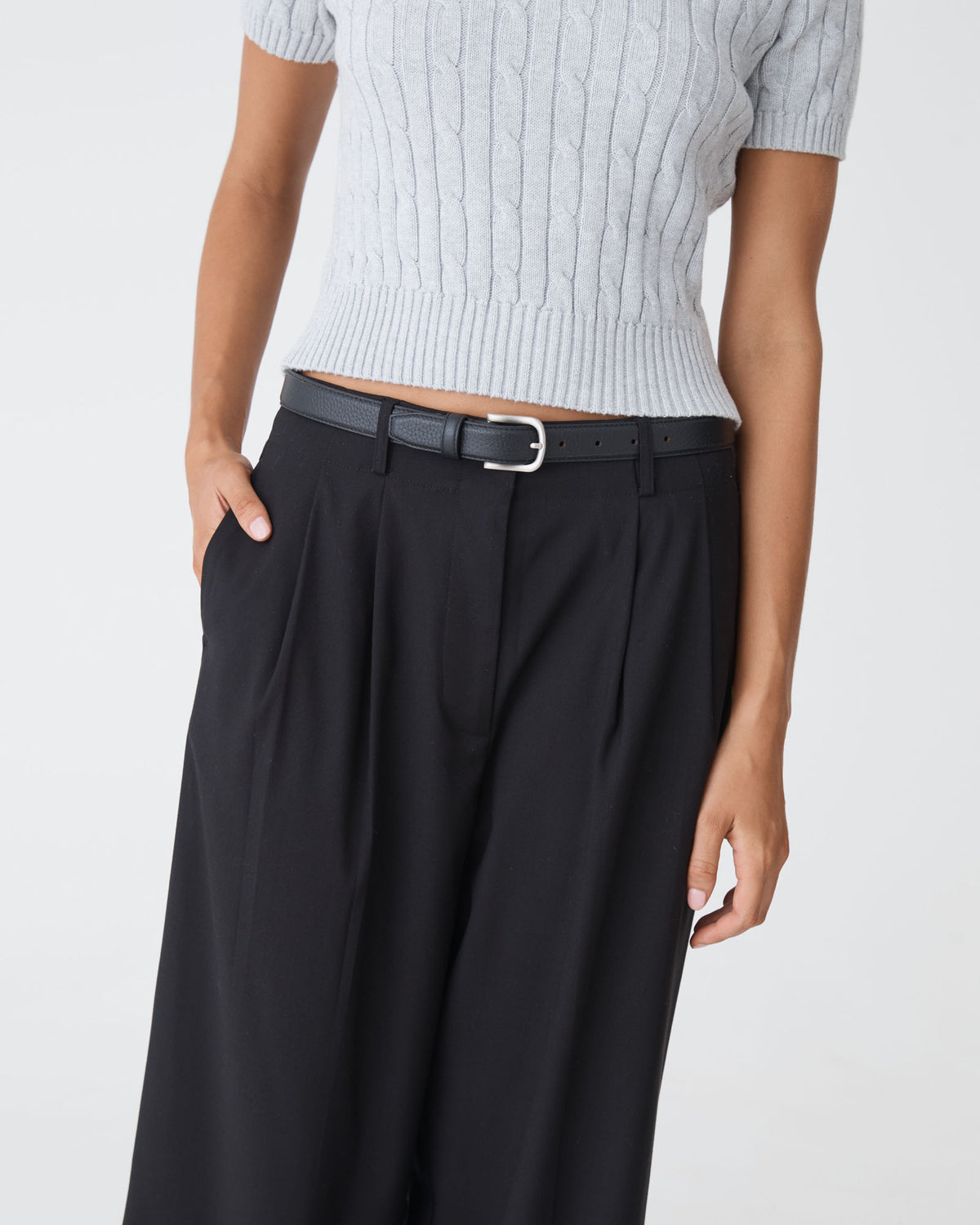 Bella Leather Belt in black — fabric detail