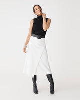 Oslo Woven Belt in black — full-length view