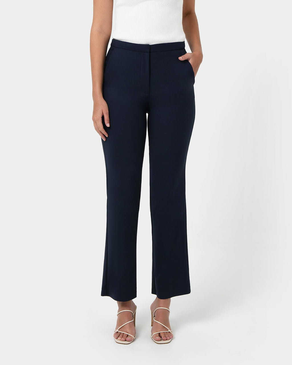 Lauren Straight Pants in navy — close-up view