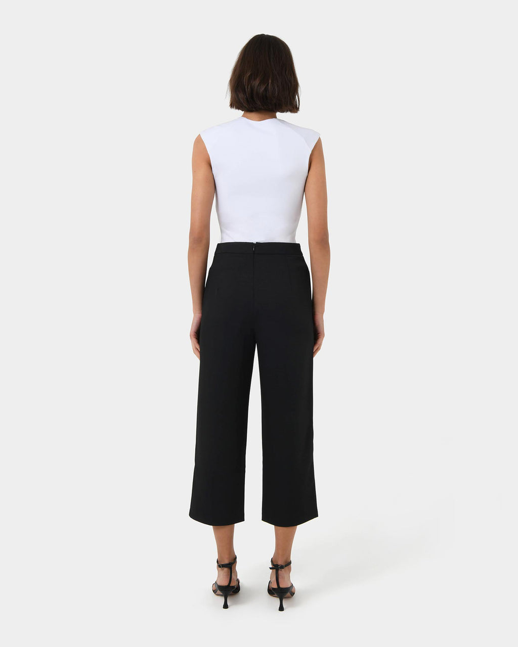 Lexee High-Waist Culotte in black — back view