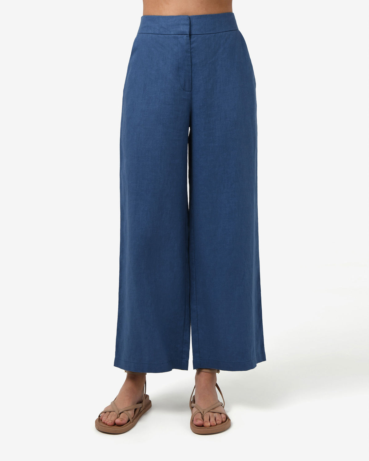 Ami Linen Elastic Back Pants in egyptian blue — close-up view