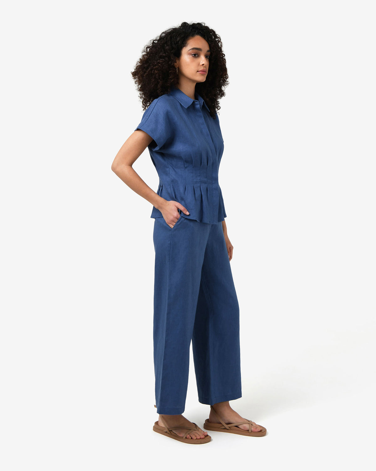 Ami Linen Elastic Back Pants in egyptian blue — side view