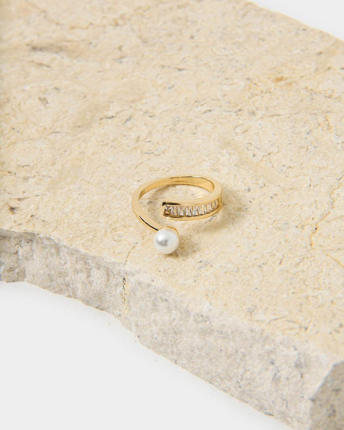 Winter 16k Gold Plated Ring