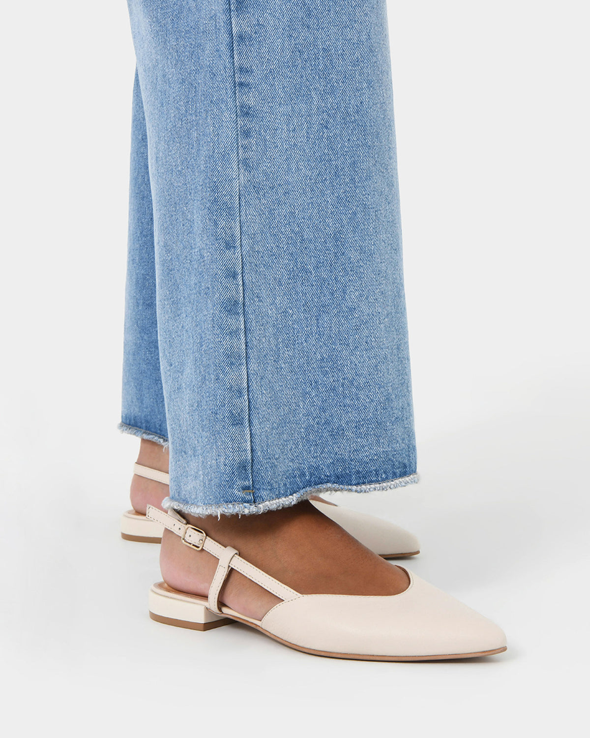 Liyana Leather Flat in pale nude — view 6
