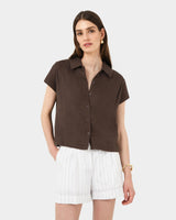 Ami Linen Collar Shirt in brown — close-up view